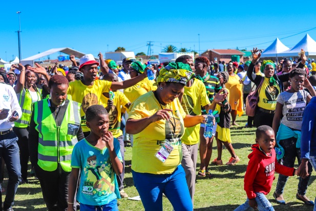ANC supporters and other members of the public celebrate 25 years of freedom at the 2019 Freedom Day event at Miki Yili. Photo: Stephen Kisbey-Green